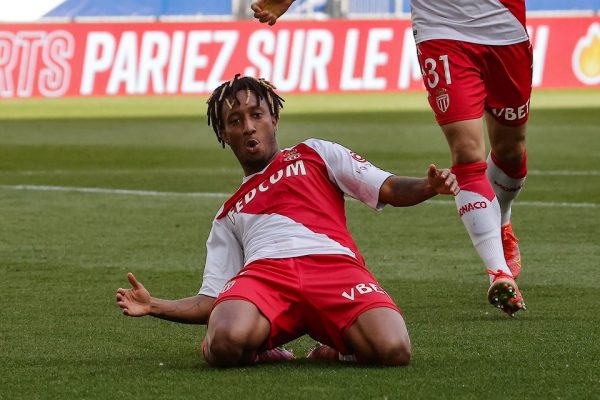 «Συμβόλαιο μέχρι το 2026 ο Μαρτίνς στον Ολυμπιακό»