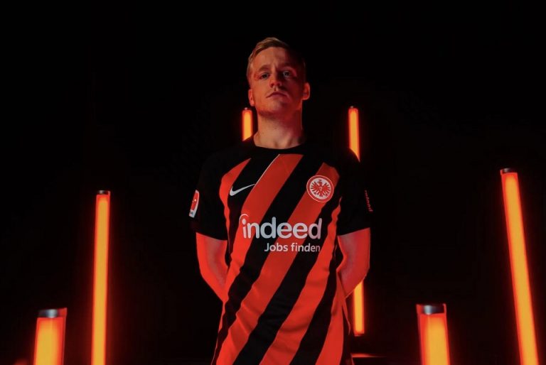 Δανεικός από την Μάντσεστερ Γιουνάιτεντ στην Άιντραχτ Φρανκφούρτης ο Φαν ντε Μπεκ