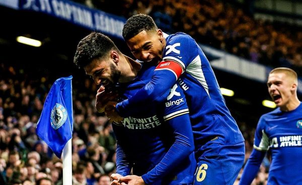 Στους «32» με τεσσάρα η Tσέλσι (4-0), αγχωτική πρόκριση για την Άστον Βίλα (1-0)