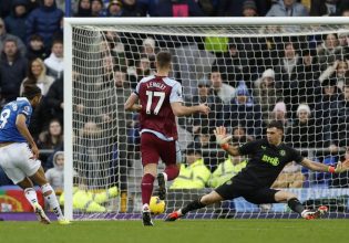 Έβερτον-Άστον Βίλα 0-0: «Κόλλησε» η Βίλα στο Γκούντισον Παρκ