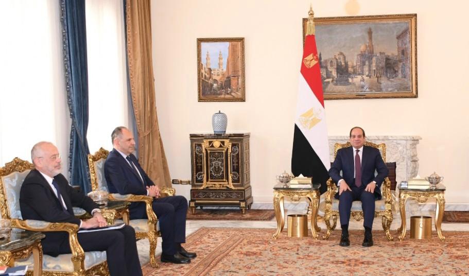 Σε εγκάρδιο κλίμα η συνάντηση Γεραπετρίτη - Αλ Σίσι στο Κάιρο