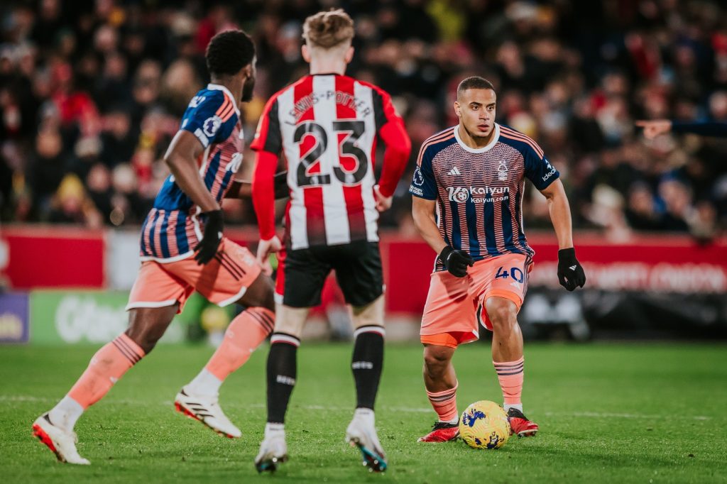 Το πάλεψε η Νότιγχαμ, πρώτη νίκη μετά από 1.5 μήνα για την Μπρέντφορντ (3-2)