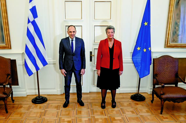 Διπλωματικό σπριντ για τη Μέση Ανατολή