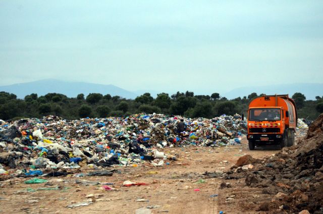 Ποιος Δήμος παράγει τα περισσότερα στερεά απόβλητα στην Περιφέρειας Στερεάς Ελλάδας