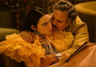 Poor Things: «Η νέα ταινία του Γιώργου Λάνθιμου κρίθηκε «ακατάλληλη» στη Βρετανία – Η σκηνή που μονταρίστηκε