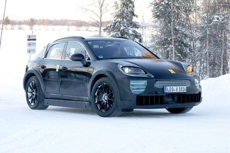 Porsche Cayenne EV: Επόμενος EV σταθμός