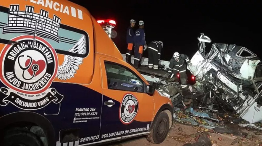 Βραζιλία: Λεωφορείο συγκρούστηκε με φορτηγό στην Μπαΐα – 25 νεκροί και 5 τραυματίες