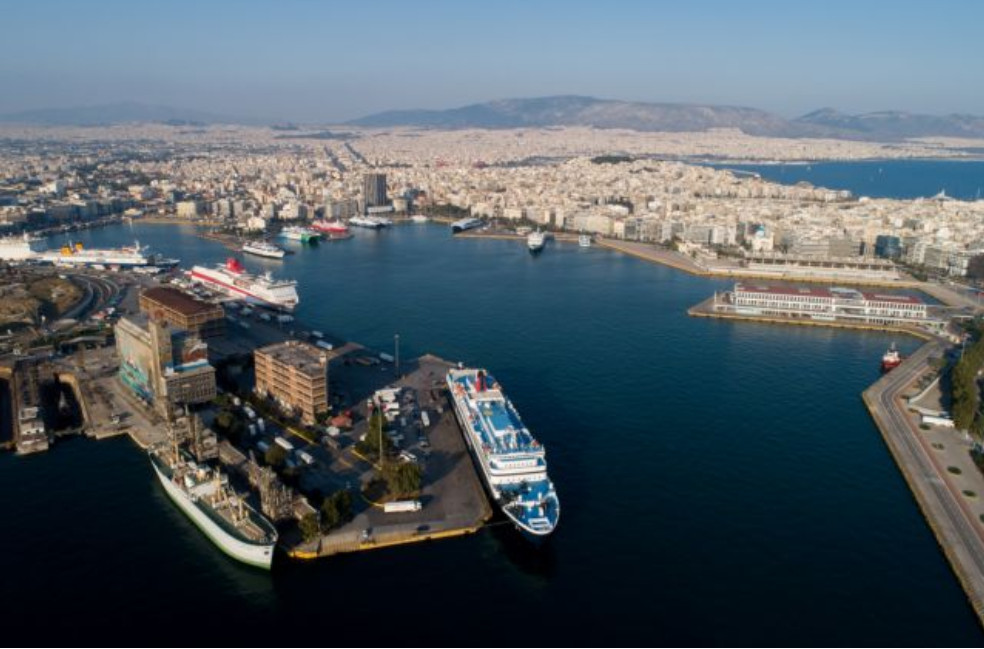 Καιρός: Αίρεται το απαγορευτικό απόπλου από Πειραιά το απόγευμα - Σε ισχύ σε Ραφήνα και Λαύριο