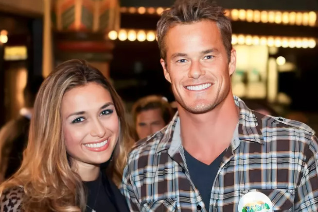 Συγκινεί η πρώην σύντροφος του ηθοποιού Alec Musser – «Θα σε αγαπώ για πάντα»