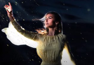 Σαρωτική πρωτιά για την Αναστασία σε φυσικές και ψηφιακές πωλήσεις το 2023