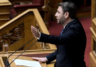 Τι ζητά από την κυβέρνηση το ΠΑΣΟΚ για να πει «ναι» στην επιστολική ψήφο