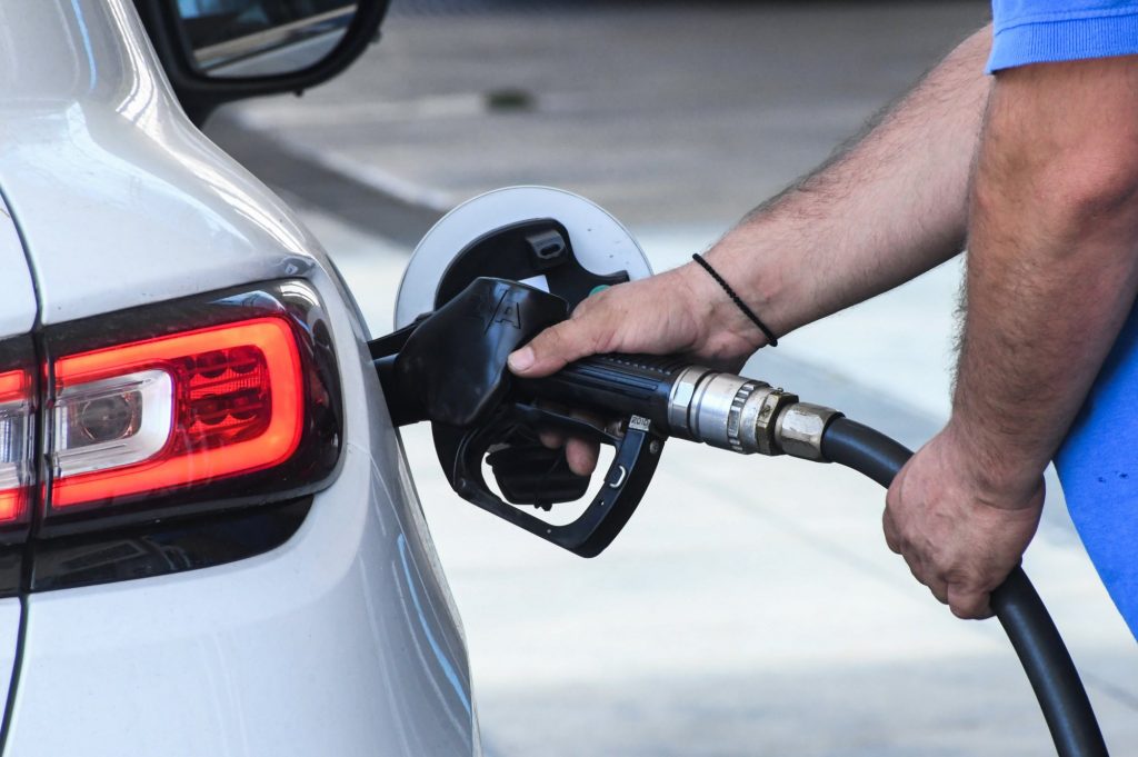 Έρευνα του ΕΜΠ: Πόσα καύσιμα παραγγέλνουμε και πόσα μπαίνουν στο ρεζερβουάρ μας
