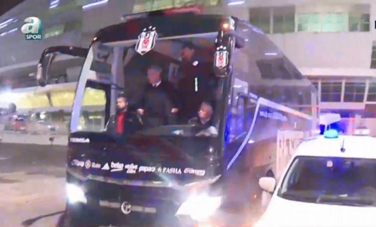 Οπαδοί της Μπεσίκτας επιτέθηκαν στο πούλμαν της ομάδας – Σοκαρισμένος ο Σάντος (vid)