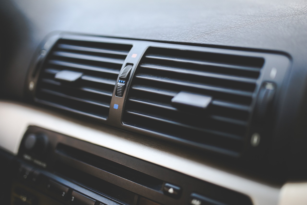 Πώς να ζεστάνετε με μία κίνηση το αυτοκίνητό σας τα κρύα πρωινά του χειμώνα