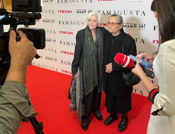 Όταν η Δέσποινα Μπεμπεδέλη συνάντησε τη Χαρίτα Μάντολες – Οι ιστορικές φιγούρες του Famagusta