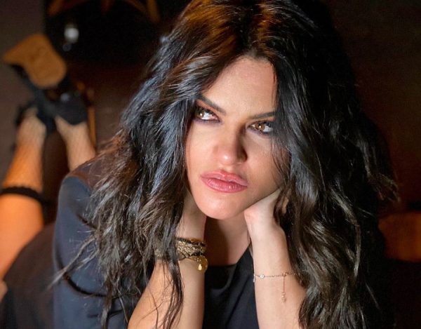 Η Δήμητρα Κατσαφάδου για τη ληστεία μαμούθ στο σπίτι της: «Δεν μας πήραν την ψυχή»