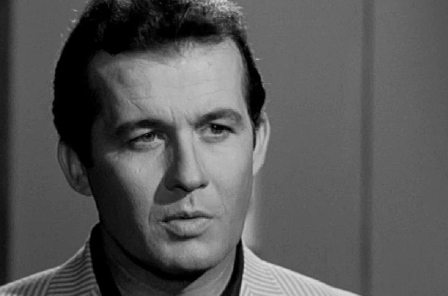 Η Νάντια Μουρούζη εκπληρώνει την τελευταία επιθυμία του Δημήτρη Παπαμιχαήλ