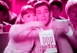 Γιατί τρώμε ποπ κορν στον κινηματογράφο;