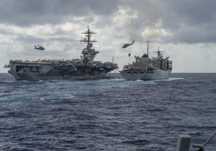 Ερυθρά Θάλασσα: Στα «σκαριά» η σύσταση νέας αποστολής της ΕΕ για ασφάλεια της ναυσιπλοΐας