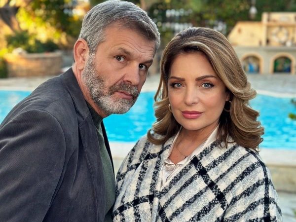 «Η Γη της Ελιάς»: H «εισβολή» του Απόστολου Γκλέτσου και η αναστάτωση της Αθηνά 