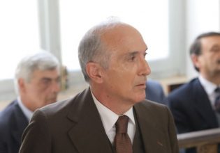 Ο Γιάννης Νταλιάνης για την παραίτηση του Λεωνίδα Κακούρη: «Είχε πολύ σοβαρή υπερκόπωση»