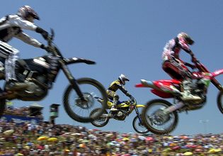 Ιεράπετρα: Νεκρός 17χρονος σε δυστύχημα motocross – Η στιγμή της θανάσιμης πτώσης