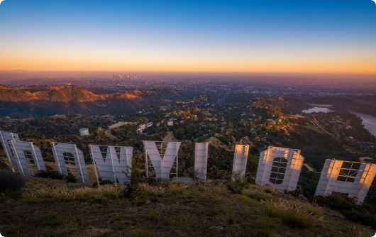 Πιένες γνωρίζουν οι υπερπαραγωγές «Μητσοτάκης κοντά στον λαό» και «Το μεγάλο κουκούλωμα… για τα Τέμπη»