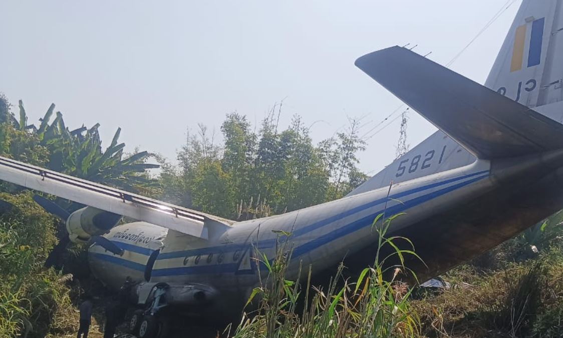 Ινδία: Στρατιωτικό αεροσκάφος της Μιανμάρ βγήκε από τον διάδρομο προσγείωσης - Τουλάχιστον 8 τραυματίες