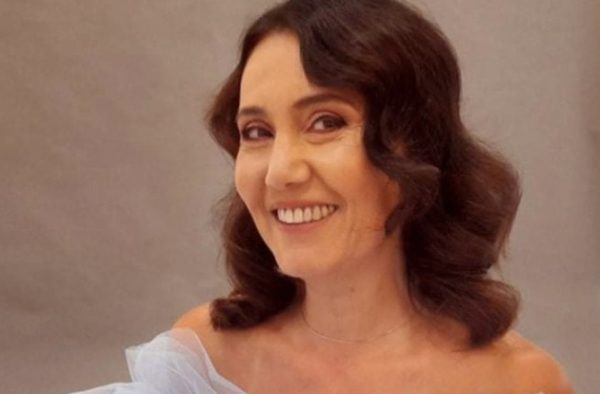 Συγκλονίζει η Ηρώ Μουκίου: «Νοσηλεύτηκα για έναν όγκο στη σπονδυλική μου στήλη»