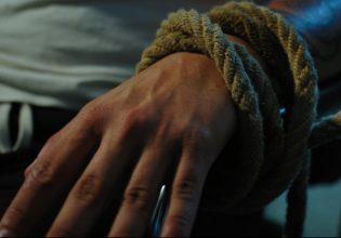 Ανάβυσσος: Περίεργη υπόθεση ληστείας με θύμα προγραμματιστή