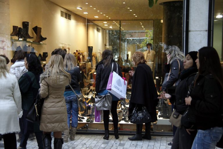 ΕΣΕΕ: Πώς ήταν η αγοραστική κίνηση στις γιορτές