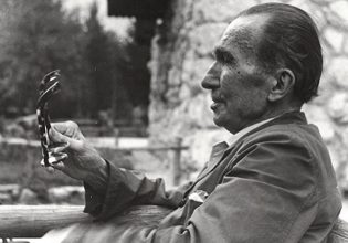 Ανάμεσα στο «Δέον» και στο «Δύνασθαι»