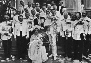 Τέως βασιλιάς Κωνσταντίνος προς Απριλιανούς: «Ό,τι εκάνατε, το κάνατε για να σώσετε τη χώρα μας»