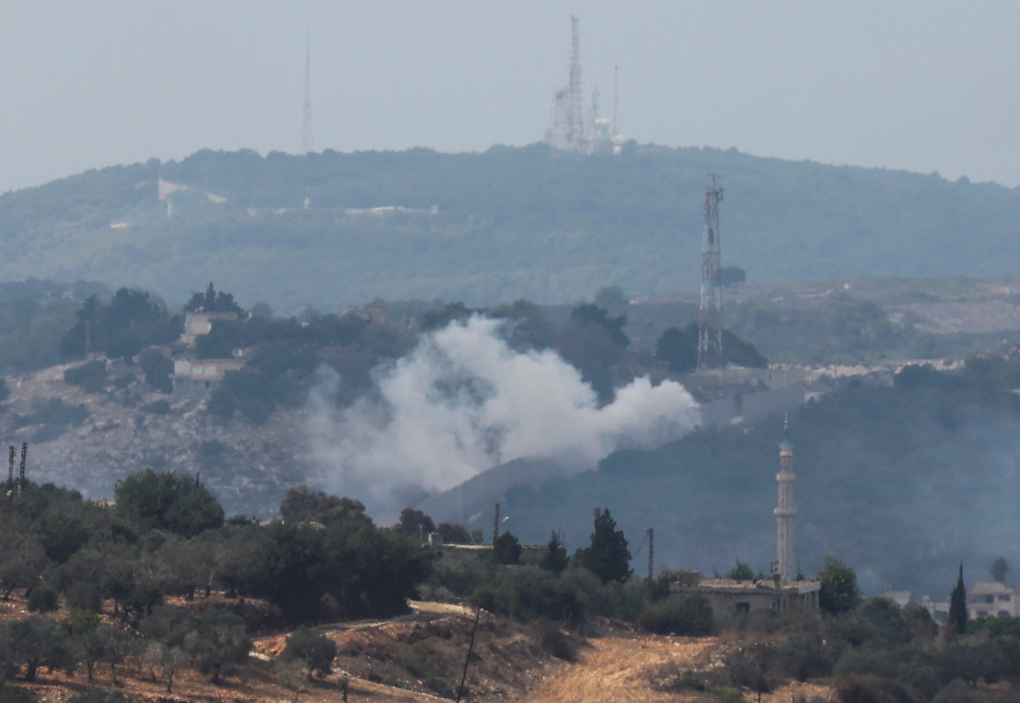 Λίβανος: Τουλάχιστον 4 μαχητές της Χεζμπολάχ σκοτώθηκαν από ισραηλινή αεροπορική επιδρομή