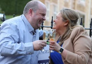 Βρετανία: Κέρδισε το Λόττο αλλά επέστρεψε στη δουλειά για να μην… επιβαρύνει τους συναδέλφους του