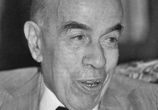 Σπύρος Μαρκεζίνης: Ο ρόλος της Πυθίας