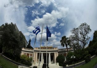 «Φουρτούνα» διαρκείας στην κυβέρνηση για το γάμο των ομόφυλων – Η κρίσιμη συνεδρίαση της Ιεράς Συνόδου