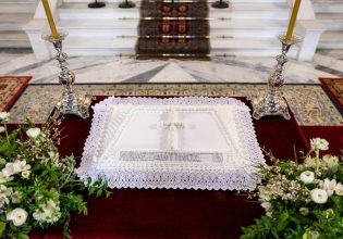 Μνημόσυνο για τον τέως βασιλιά Κωνσταντίνο και στο Λονδίνο