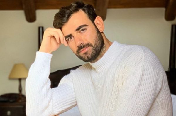 Στο Άγιο Όρος ο Νίκος Πολυδερόπουλος μετά τον ξαφνικό θάνατο του αδελφού του