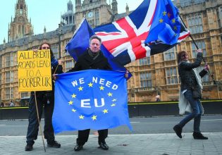 Σαντίκ Καν: 4 χρόνια Brexit στοίχισαν στο Λονδίνο 30 δισ. στερλίνες