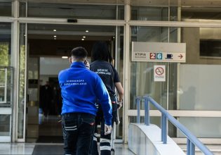 Κοροναϊός: 57 θάνατοι, 70 διασωληνωμένοι – «Εκτοξεύθηκαν» τα κρούσματα της νέας παραλλαγής