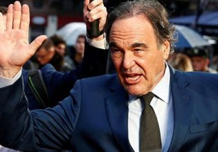 Ο Όλιβερ Στόουν παίρνει πίσω τα σχόλια για την «Barbie» – «Ο Ράιαν Γκόσλινγκ χάνει τον χρόνο του»