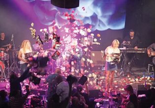 «Πουτ@ν@ αμνησία» – Η ιστορία πίσω από το τραγούδι που έχει… γκρεμίσει το TikTok