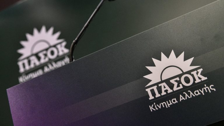 Με «σκληρό ροκ» και συνταγή δικομματισμού