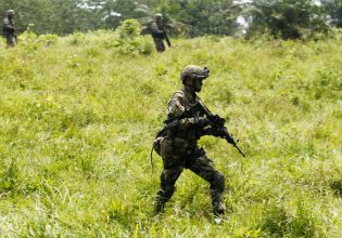 Περού: Ενισχύει τα μέτρα ασφαλείας στα σύνορα με τον Ισημερινό λόγω της «εσωτερικής ένοπλης σύγκρουσης»