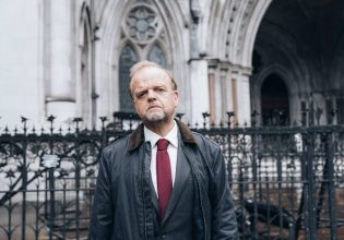 Πώς ένα σόου ανέδειξε το ολέθριο σκάνδαλο των βρετανικών ταχυδρομείων