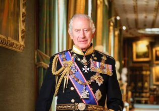 Βασιλιάς Κάρολος: Στο νοσοκομείο για εγχείρηση – Η ανακοίνωση του Παλατιού