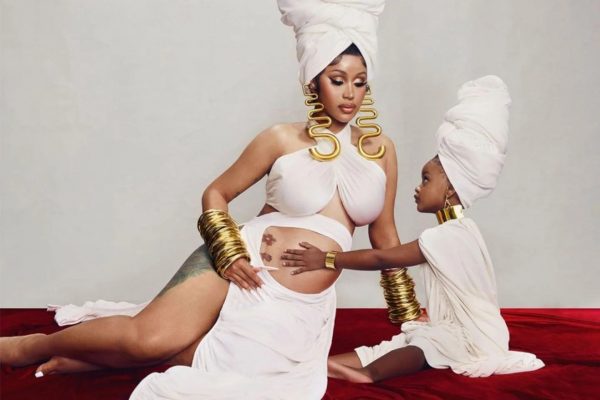 Οι γυναίκες ράπερ κάνουν χώρο στη μητρότητα – «Kανένας δεν θα μου πει τι θα κάνω με το σώμα μου»