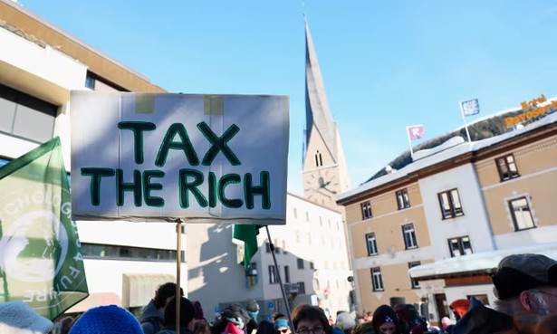 Oxfam: Οι πλούσιοι γίνονται πλουσιότεροι και οι φτωχοί φτωχότεροι