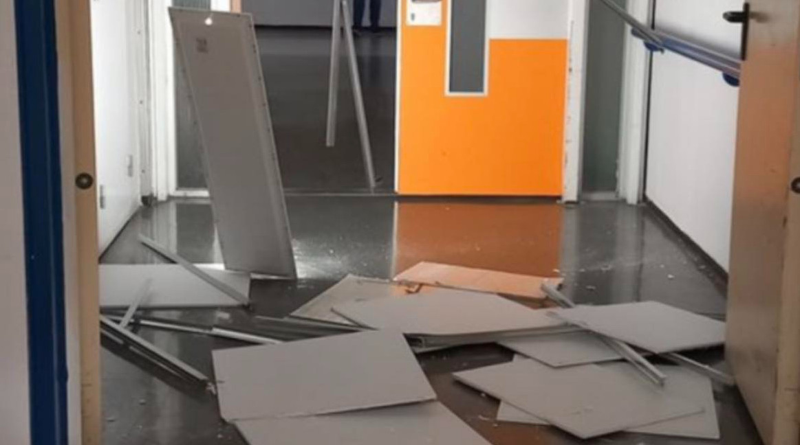 Νοσοκομείο Ρίου: Κατέρρευσε τμήμα οροφής σε διάδρομο της Β' Ορθοπεδικής Κλινικής